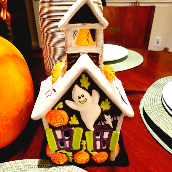 Haunted School - Picture 3 of 6